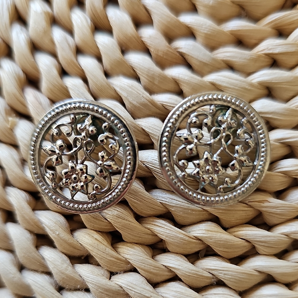 Vintage Silver Filigree Circle Button Pierced Earrings